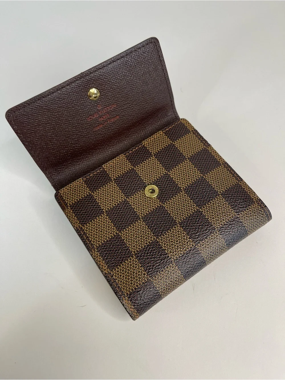 Louis Vuitton Damier Portefeuille Elise bifold wallet
